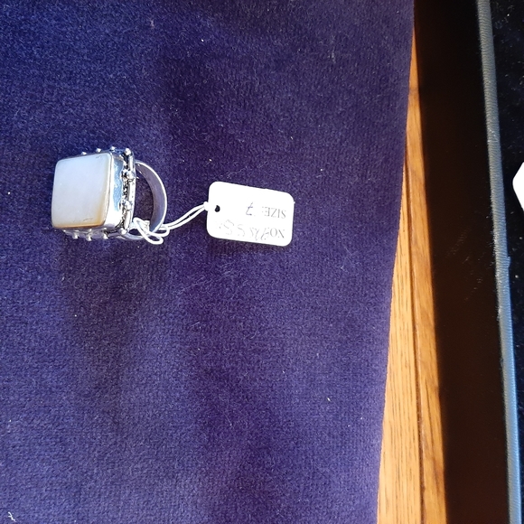 Ladies jewelry - Picture 5 of 8